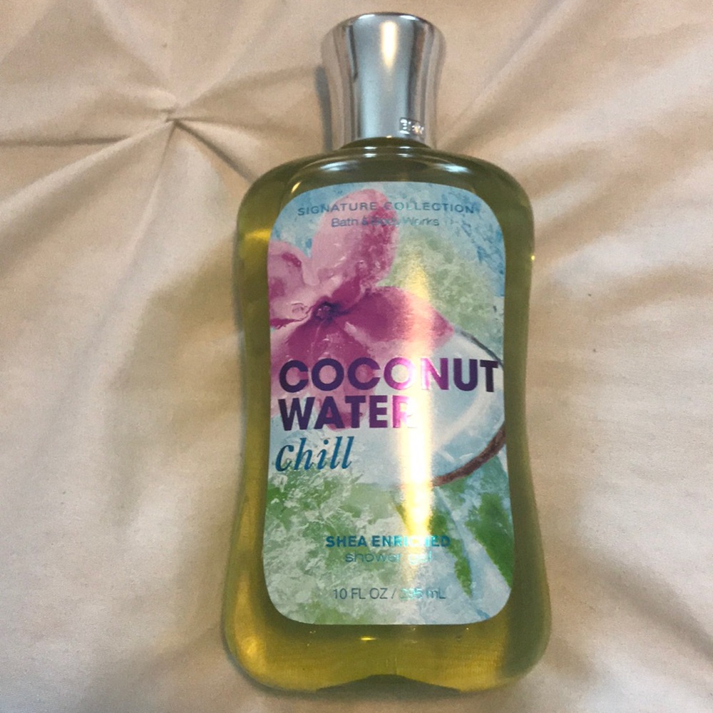 Coconut water Chill shea enriched shower gel